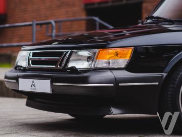 Saab 900 (1990) Zdjęcia z zewnątrz