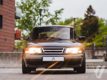 Saab 900 (1990) Zdjęcia z zewnątrz