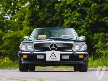 Mercedes-Benz SL (1988) Zdjęcia z zewnątrz