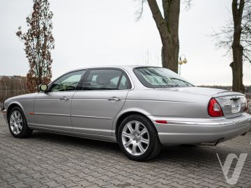 Jaguar XJ (2005) Zdjęcia z zewnątrz