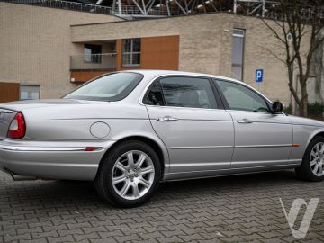 Jaguar XJ (2005) Zdjęcia z zewnątrz