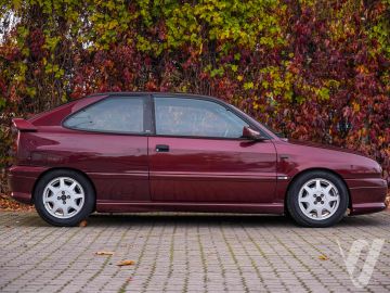 Lancia Delta (1995) Zdjęcia z zewnątrz