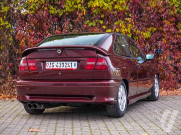 Lancia Delta (1995) Zdjęcia z zewnątrz