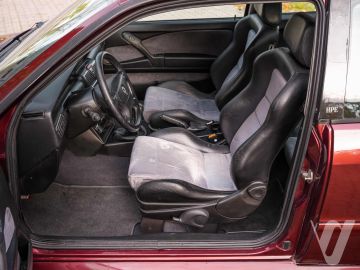 Lancia Delta (1995) Wnętrze