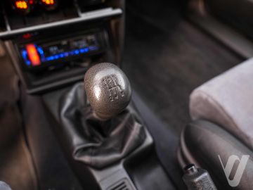 Lancia Delta (1995) Wnętrze