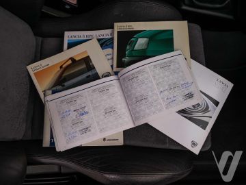 Lancia Delta (1995) Wnętrze