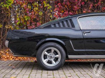 Ford Mustang (1966) Zdjęcia z zewnątrz