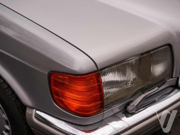 Mercedes-Benz W126 (1986) Outside
