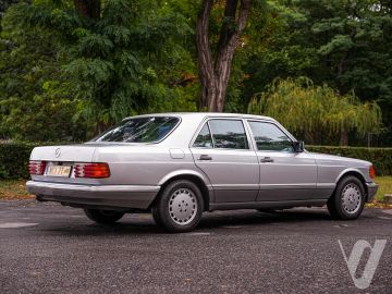 Mercedes-Benz W126 (1986) Outside