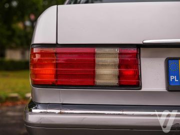 Mercedes-Benz W126 (1986) Outside