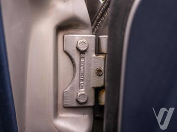 Mercedes-Benz W126 (1986) Inside