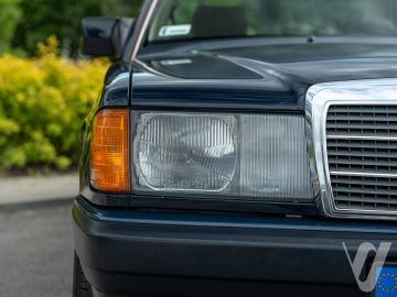 Mercedes-Benz W201 (1991) Zdjęcia z zewnątrz