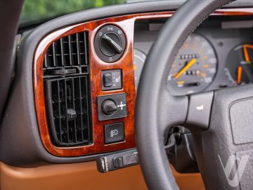 Saab 900 (1995) Wnętrze
