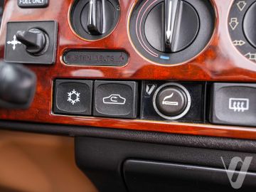 Saab 900 (1995) Wnętrze
