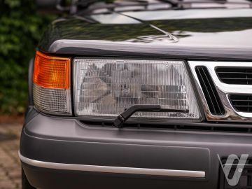 Saab 900 (1995) Zdjęcia z zewnątrz