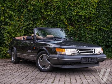 Saab 900 (1995) Zdjęcia z zewnątrz