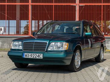 Mercedes-Benz W124 (1995) Outside