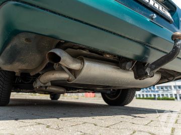 Mercedes-Benz W124 (1995) Details