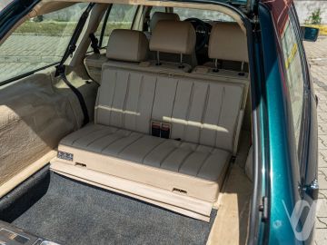 Mercedes-Benz W124 (1995) Inside