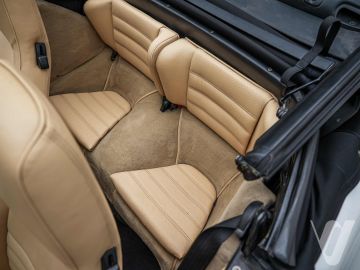 Porsche 911 (1986) Wnętrze