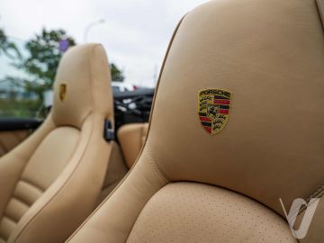 Porsche 911 (1986) Wnętrze