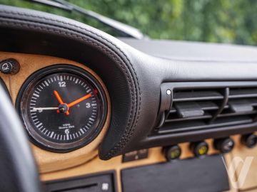 Porsche 911 (1986) Wnętrze