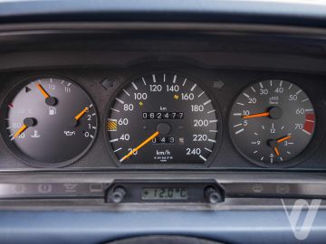 Mercedes-Benz W201 (1991) Wnętrze