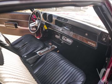 Oldsmobile (1969) Wnętrze