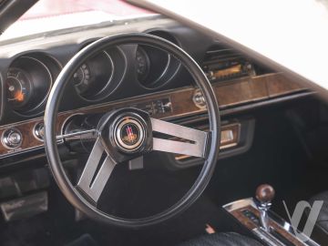 Oldsmobile (1969) Wnętrze