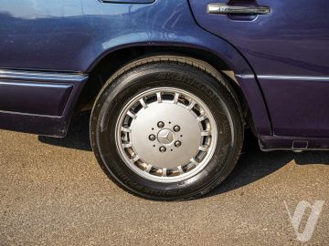 Mercedes-Benz W124 (1995) Outside