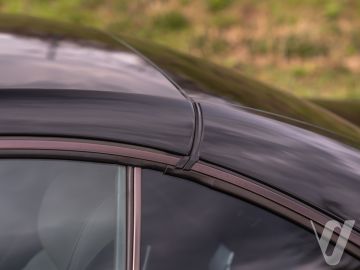 Mercedes-Benz SL (2003) Zdjęcia z zewnątrz