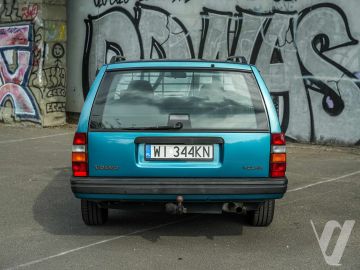 Volvo 940 (1995) Zdjęcia z zwenątrz
