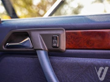 Mercedes-Benz W124 (1995) Inside