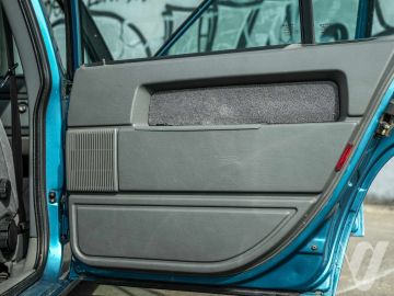 Volvo 940 (1995) Wnętrze