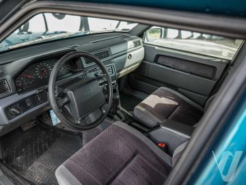 Volvo 940 (1995) Wnętrze