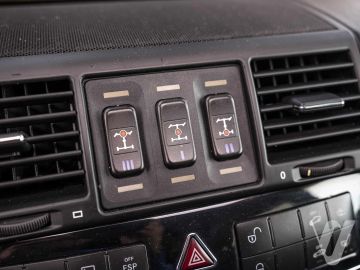 Mercedes-Benz Klasa G (2010) Wnętrze