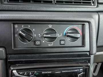 Volvo 940 (1995) Wnętrze