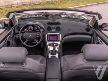 Mercedes-Benz SL (2003) Wnętrze