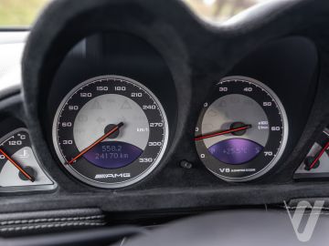 Mercedes-Benz SL (2003) Wnętrze