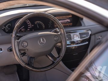 Mercedes-Benz CL (2006) Wnętrze