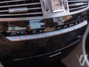 Mercedes-Benz CL (2006) Wnętrze