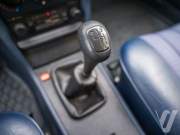 Mercedes-Benz W123 (1981) Inside