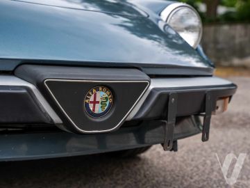 Alfa Romeo Spider (1987) Zdjęcia z zwenątrz