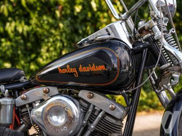Harley-Davidson (1983) Zdjęcia z zewnątrz