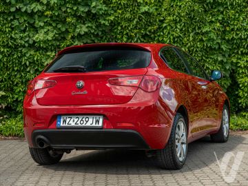 Alfa Romeo Giulietta (2011) Outside