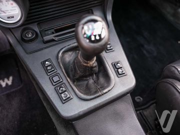 BMW Seria 6 (1986) Wnętrze