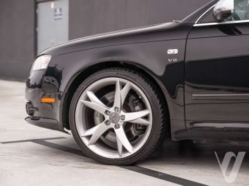 Audi S4 (2007) Zdjęcia z zewnątrz