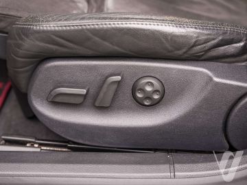 Audi S4 (2007) Wnętrze