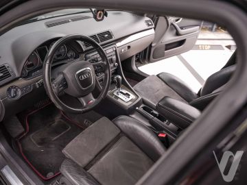 Audi S4 (2007) Wnętrze