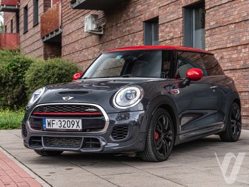 MINI John Cooper Works (2017) Zdjęcia z zewnątrz